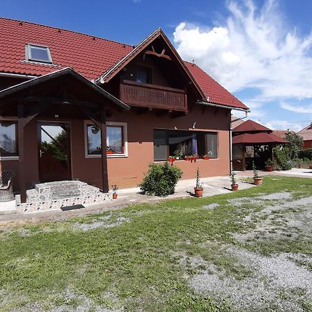 Becze Vanda Kulcsoshaz Lăzarea Exterior foto